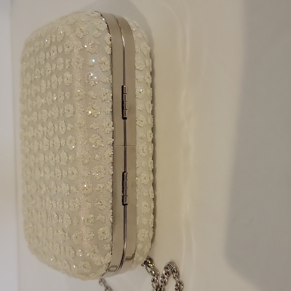 Sequin Clutch with Detachable Chain - Picture 9 of 10